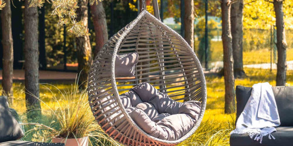 Ako si vybrať Závesne kreslo alebo Hojdačku pre Vašu záhradu ? 